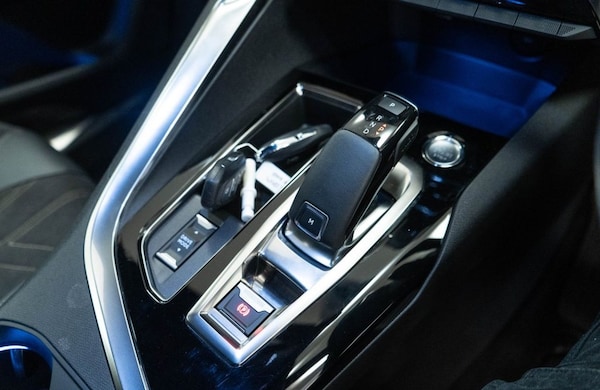 Used Peugeot 5008 2021 for sale - 76223200: Photo 28