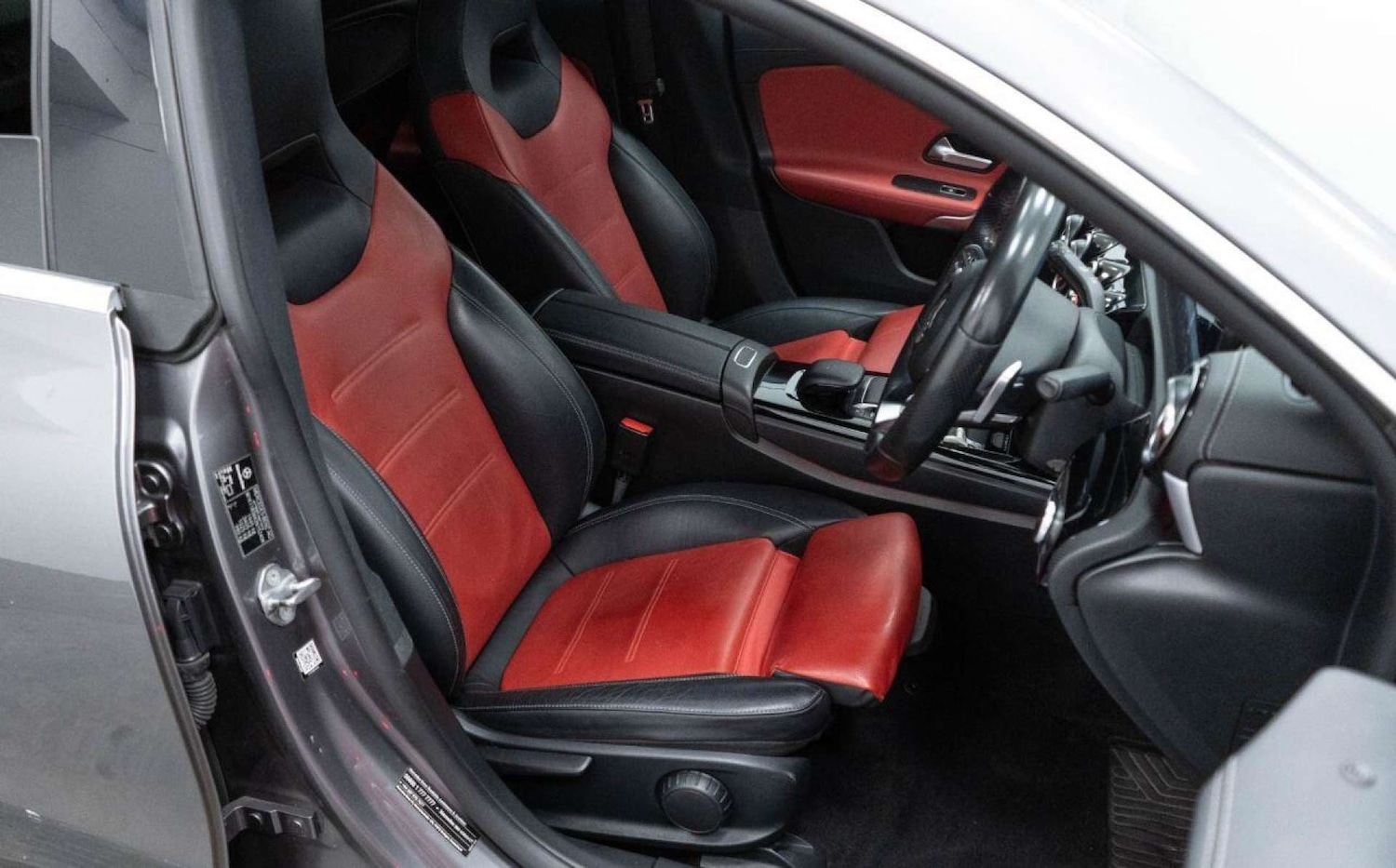 Used Mercedes-Benz CLA 2020 for sale - 77930931: Photo 21