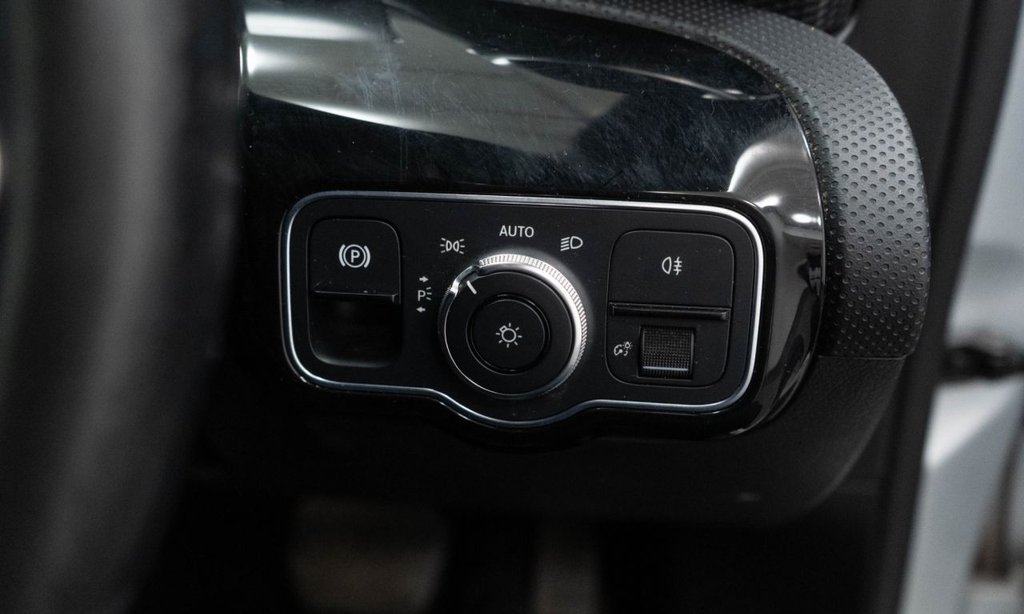 Used Mercedes-Benz A-Class 2020 for sale - 76820548: Photo 23