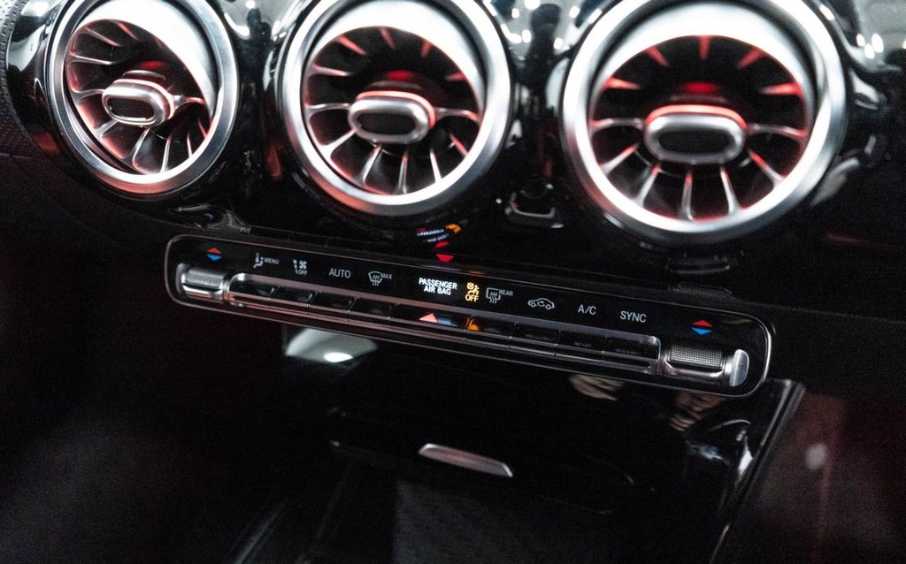 Used Mercedes-Benz CLA 2020 for sale - 77302544: Photo 31