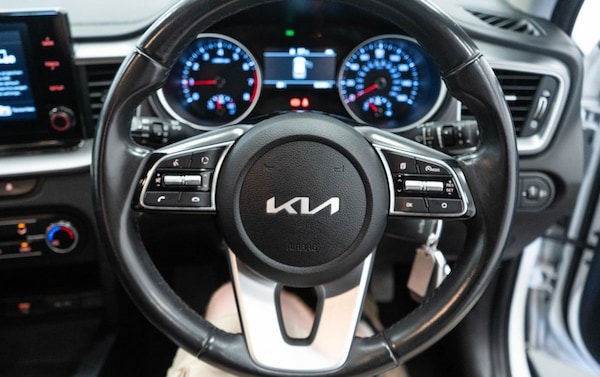 Used Kia XCeed 2022 for sale - 76223093: Photo 25