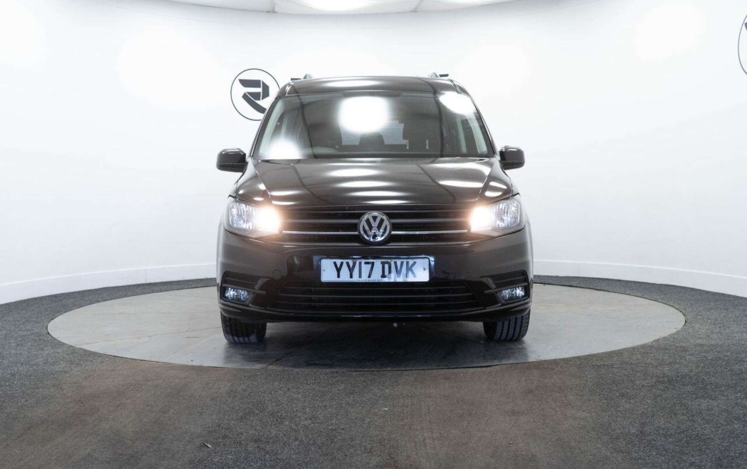 Used Volkswagen Caddy Maxi Life 2017 for sale - 77930738: Photo 2