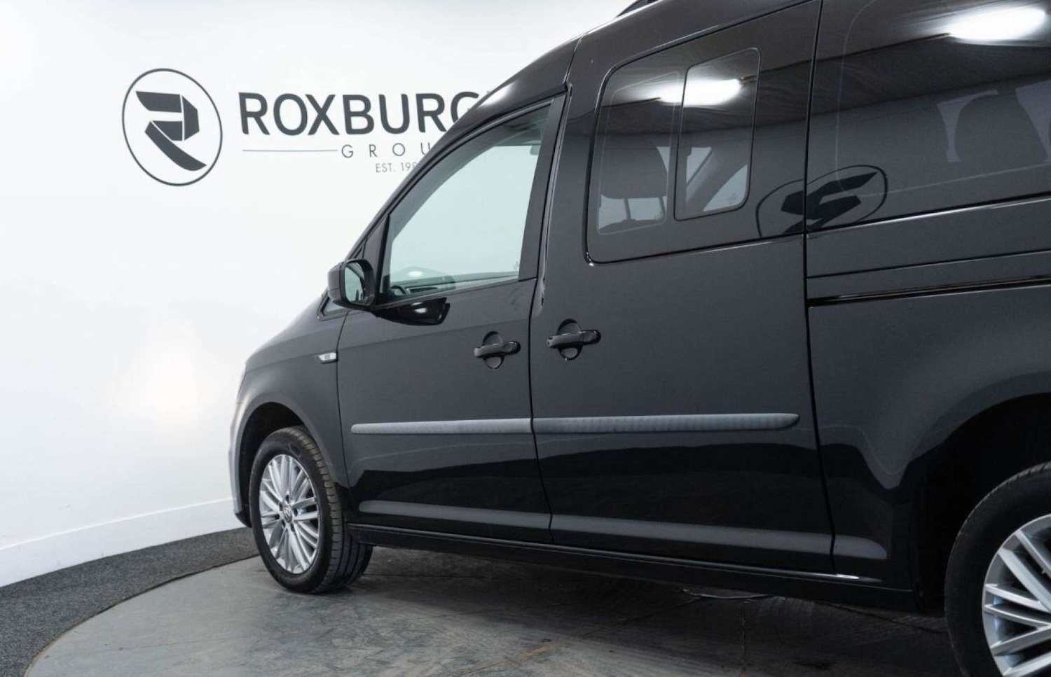 Used Volkswagen Caddy Maxi Life 2017 for sale - 77930738: Photo 20