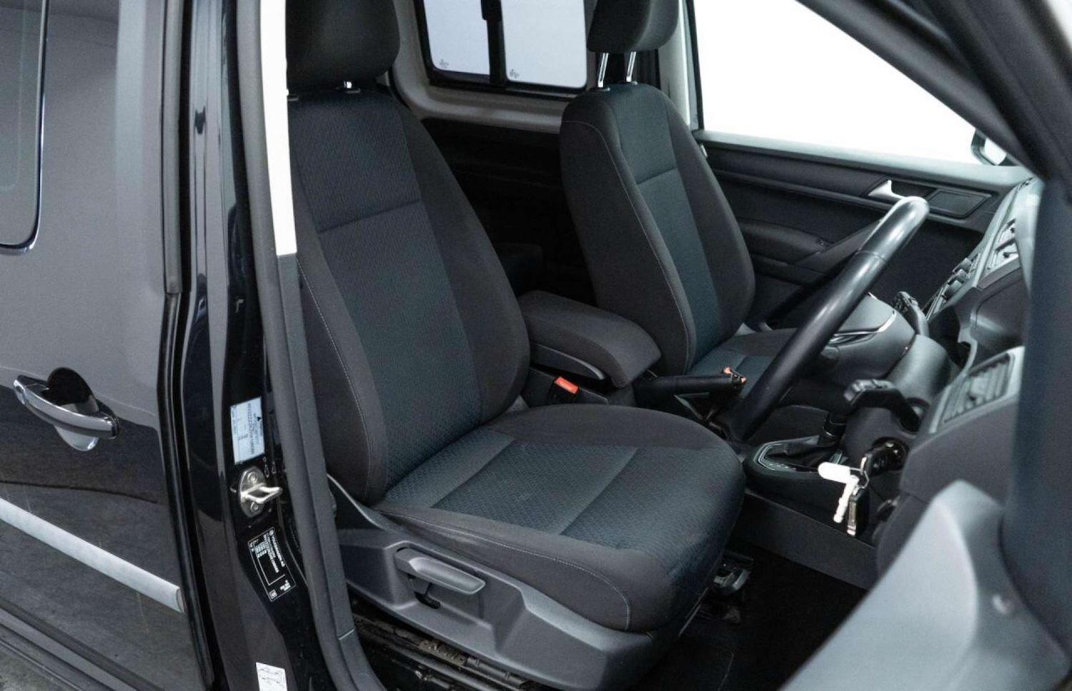 Used Volkswagen Caddy Maxi Life 2017 for sale - 77930738: Photo 22