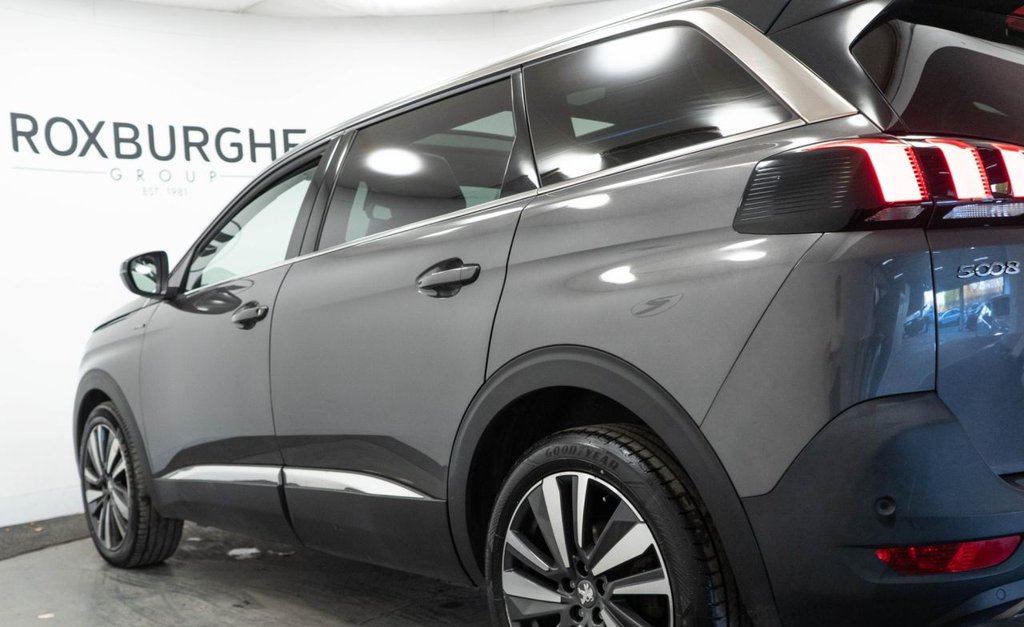 Used Peugeot 5008 2020 for sale - 76923160: Photo 19