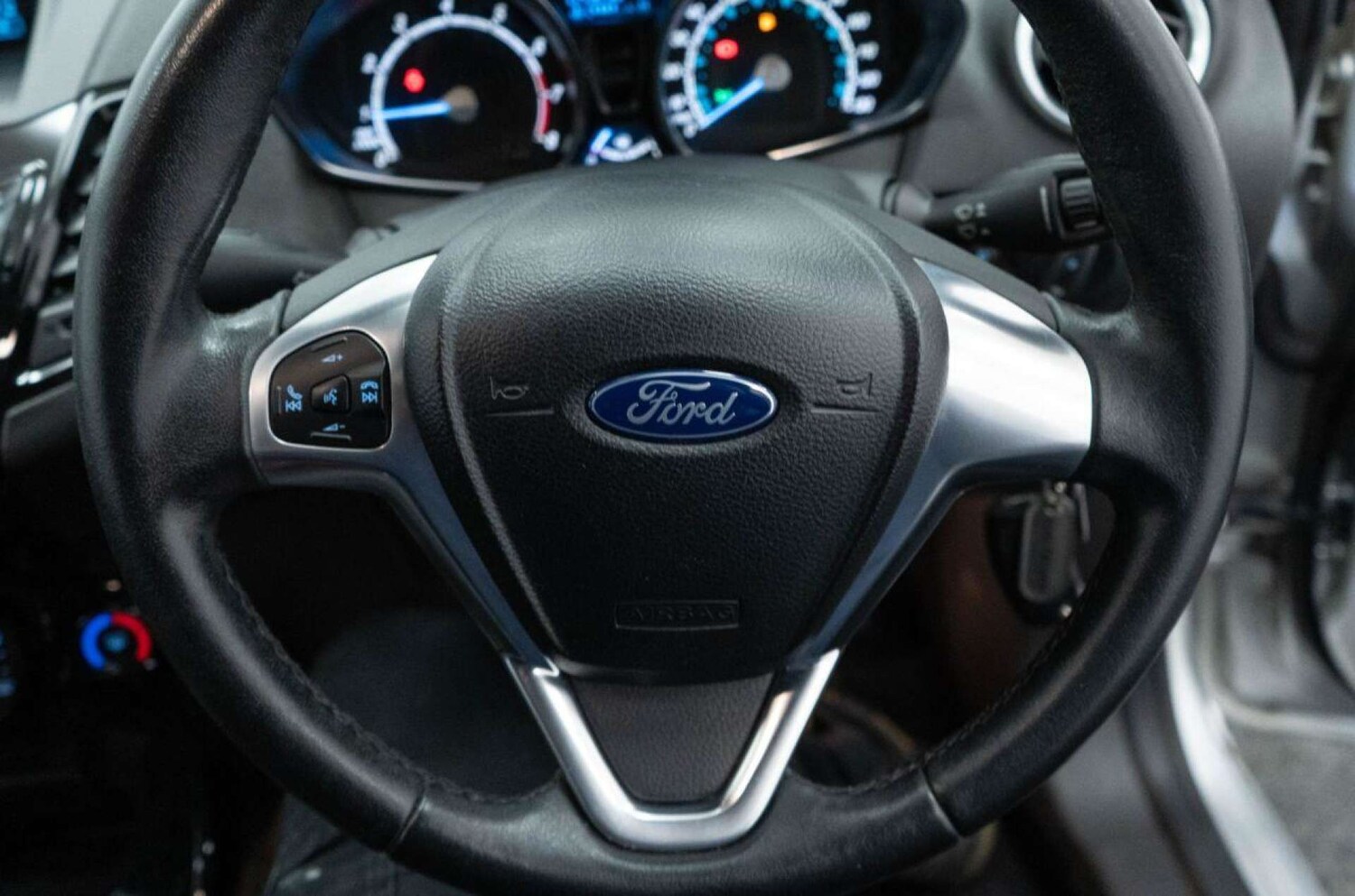 Used Ford Fiesta 2015 for sale - 77930741: Photo 25