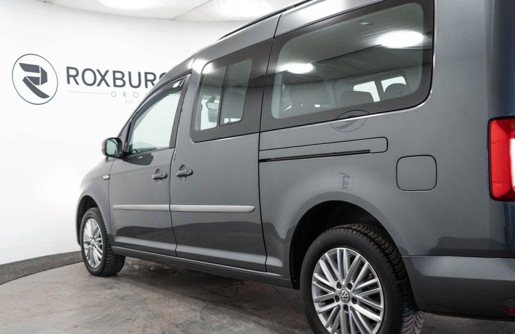 Used Volkswagen Caddy Maxi 2019 for sale - 76345346: Photo 17