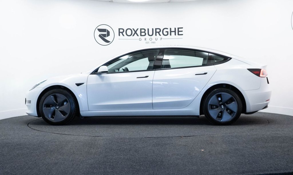 Used Tesla Model 3 2022 for sale - 77719772: Photo 4