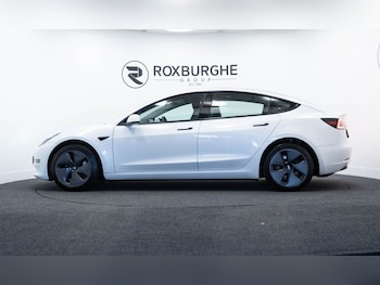 Used Tesla Model 3 2022 for sale - 77719772: Photo