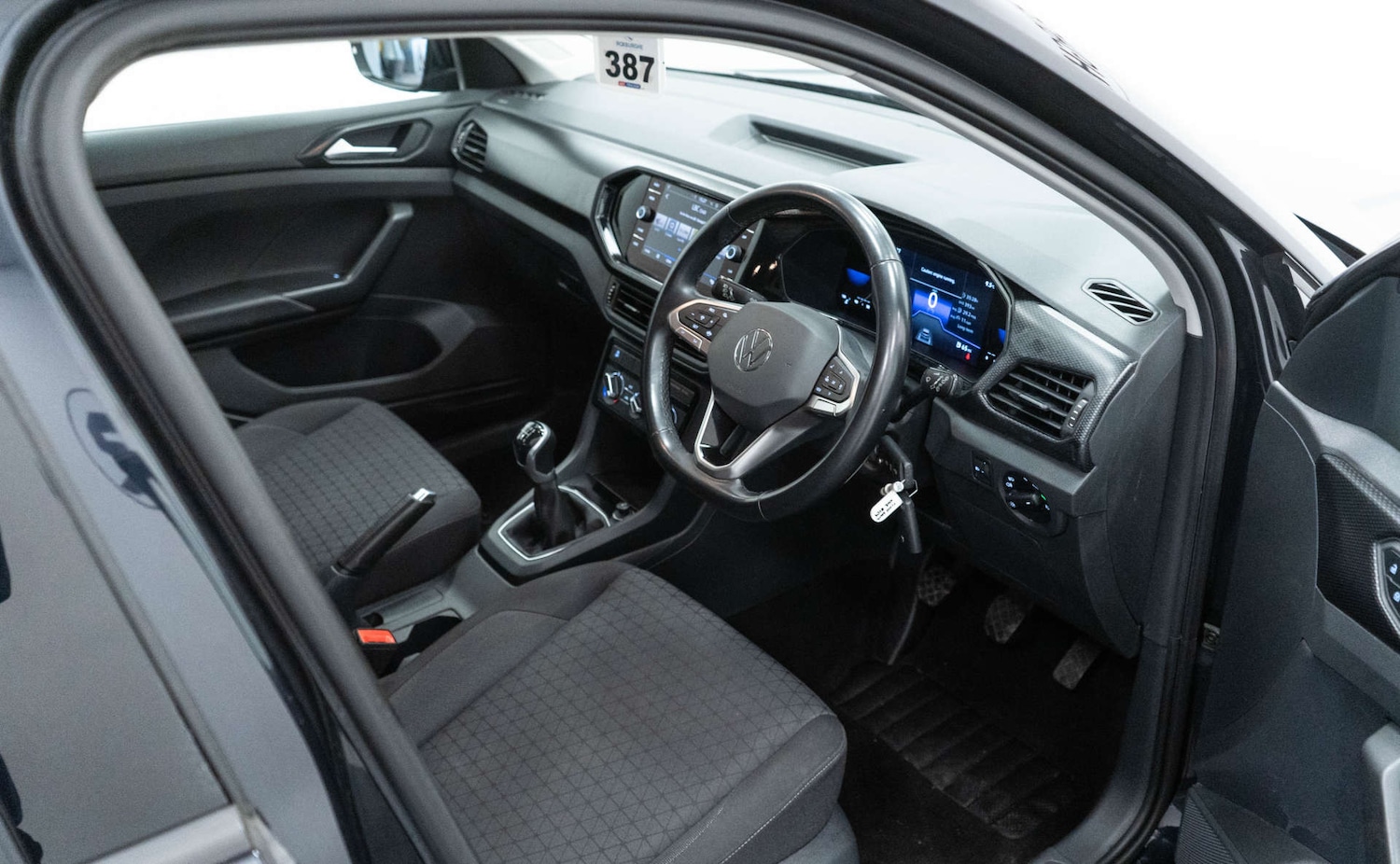 Used Volkswagen T-Cross 2022 for sale - 77930838: Photo 22