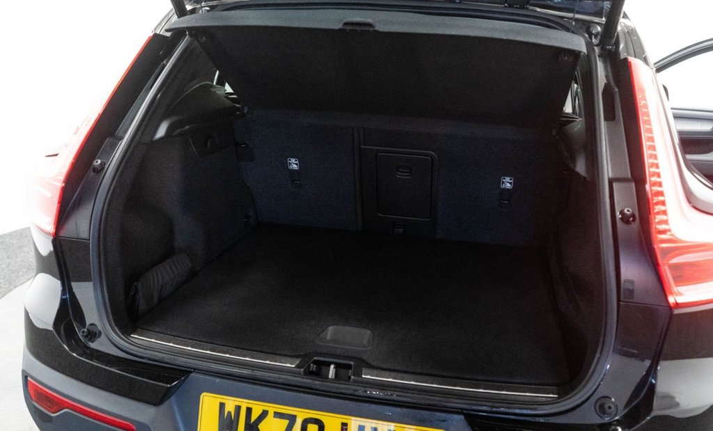 Used Volvo XC40 2020 for sale - 76792067: Photo 32