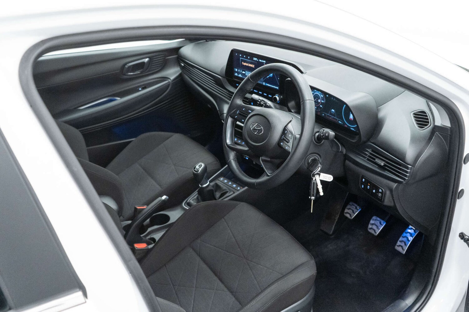 Used Hyundai BAYON 2023 for sale - 77950475: Photo 21