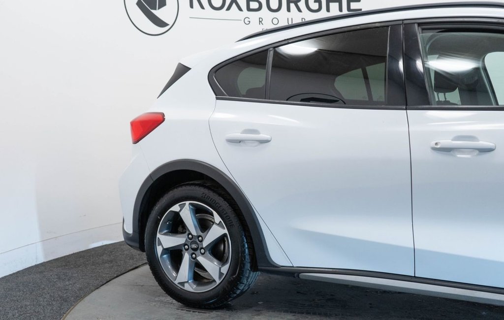 Used Ford Focus 2020 for sale - 76617259: Photo 14