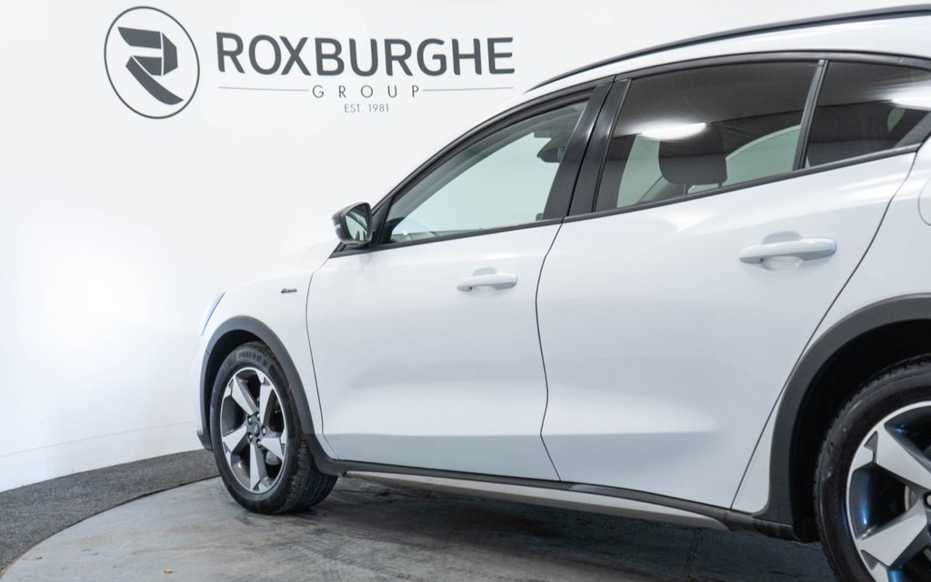 Used Ford Focus 2020 for sale - 76617259: Photo 20