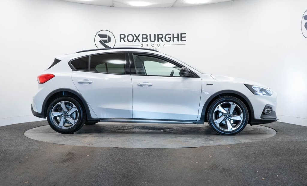 Used Ford Focus 2020 for sale - 76617259: Photo 9