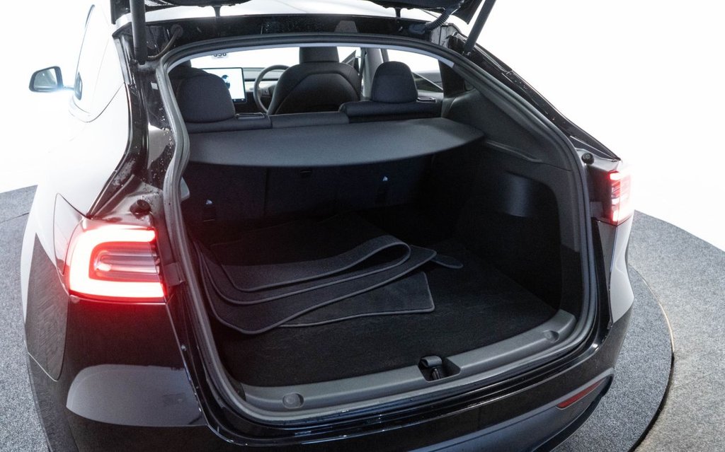 Used Tesla Model Y 2022 for sale - 77608434: Photo 44