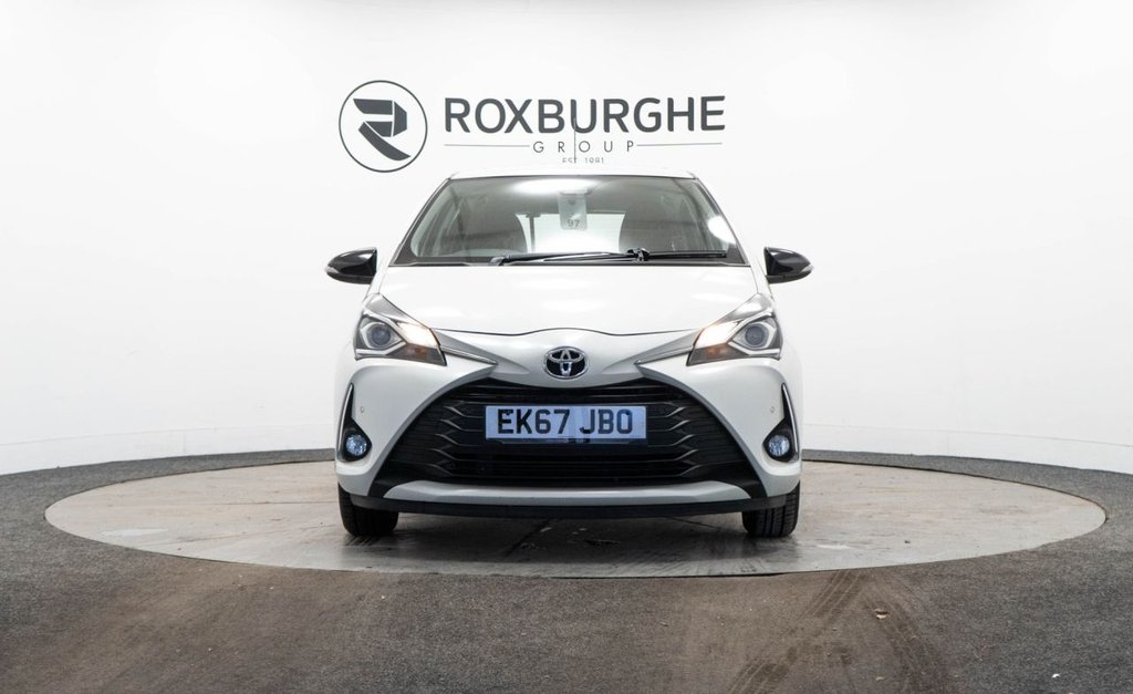 Used Toyota Yaris 2017 for sale - 77212920: Photo 2