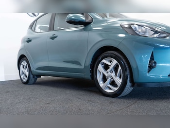 Used Hyundai i10 2023 for sale - 78747992: Photo