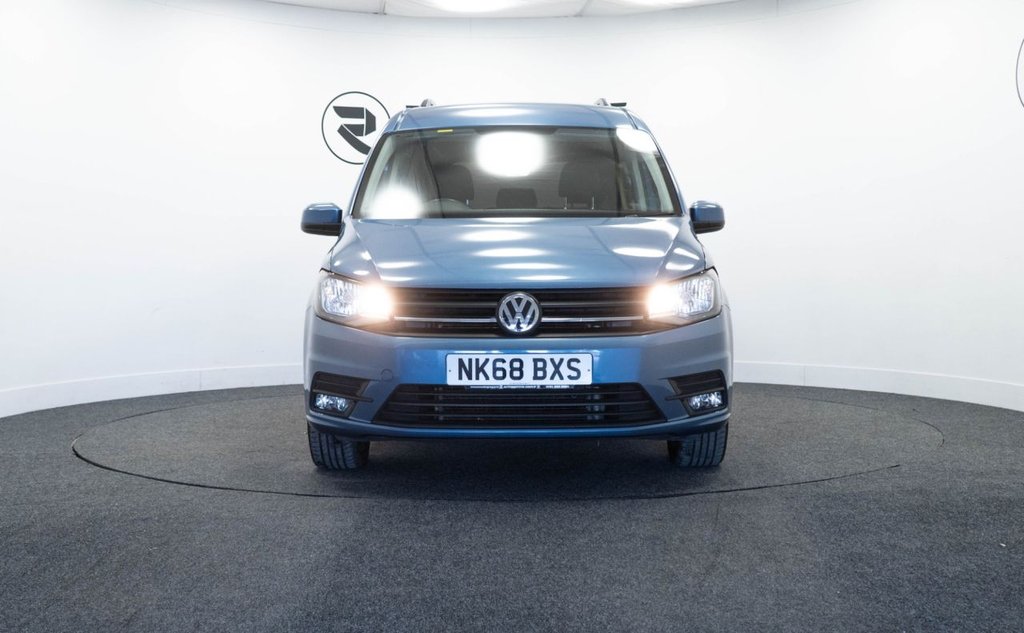 Used Volkswagen Caddy Maxi Life 2018 for sale - 77841246: Photo 2