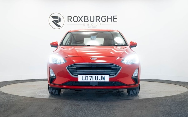 Used Ford Focus 2021 for sale - 74305944: Photo 2