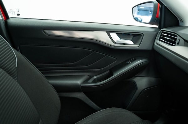 Used Ford Focus 2021 for sale - 74305944: Photo 31