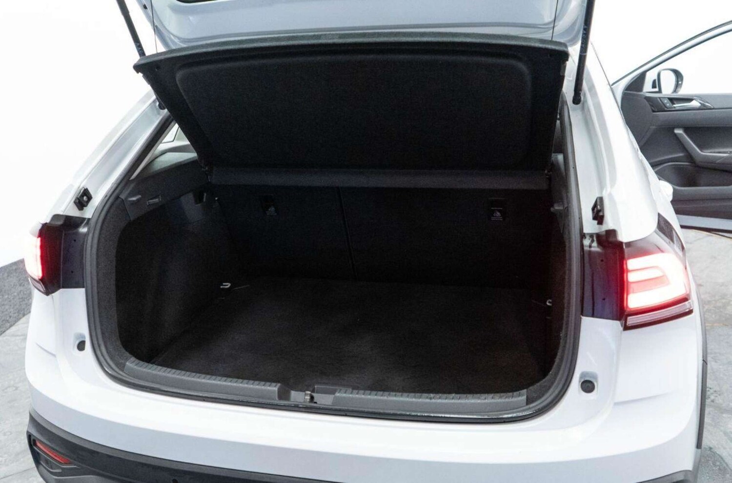 Used Volkswagen Taigo 2022 for sale - 77930873: Photo 33