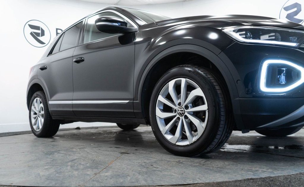 Used Volkswagen T-Roc 2022 for sale - 77546811: Photo 11