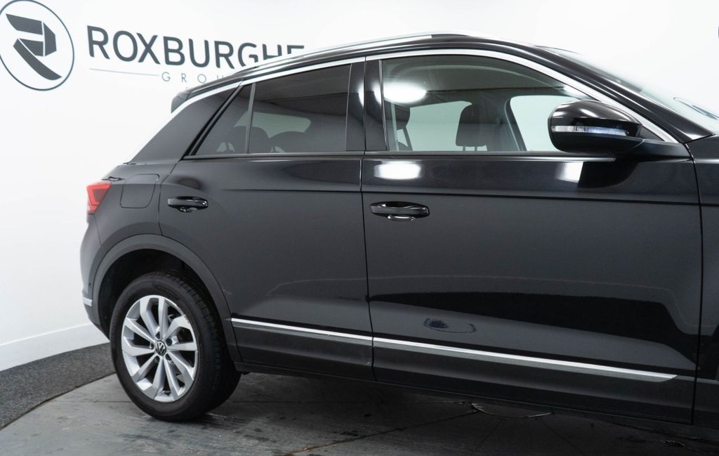 Used Volkswagen T-Roc 2022 for sale - 77546811: Photo 13