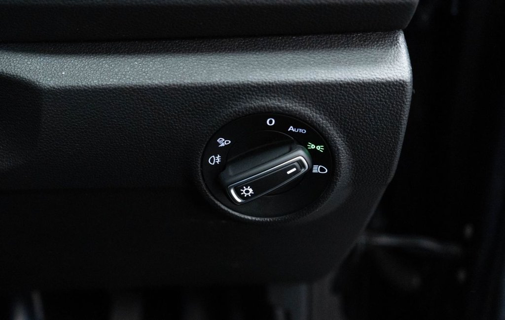 Used Volkswagen T-Roc 2022 for sale - 77546811: Photo 24