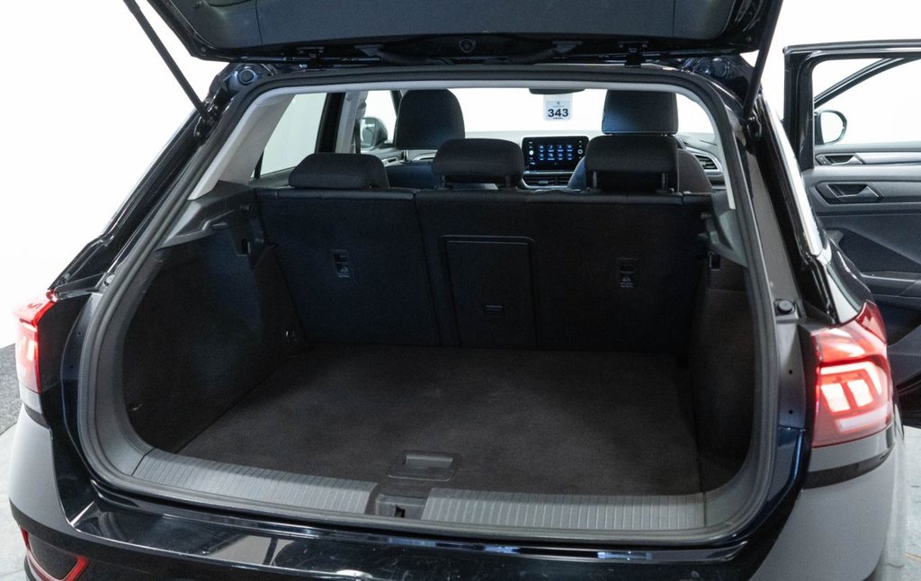 Used Volkswagen T-Roc 2022 for sale - 77546811: Photo 35
