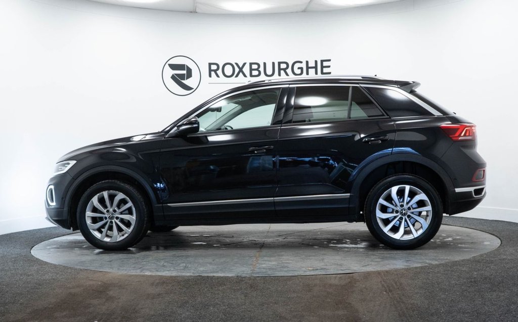 Used Volkswagen T-Roc 2022 for sale - 77546811: Photo 4