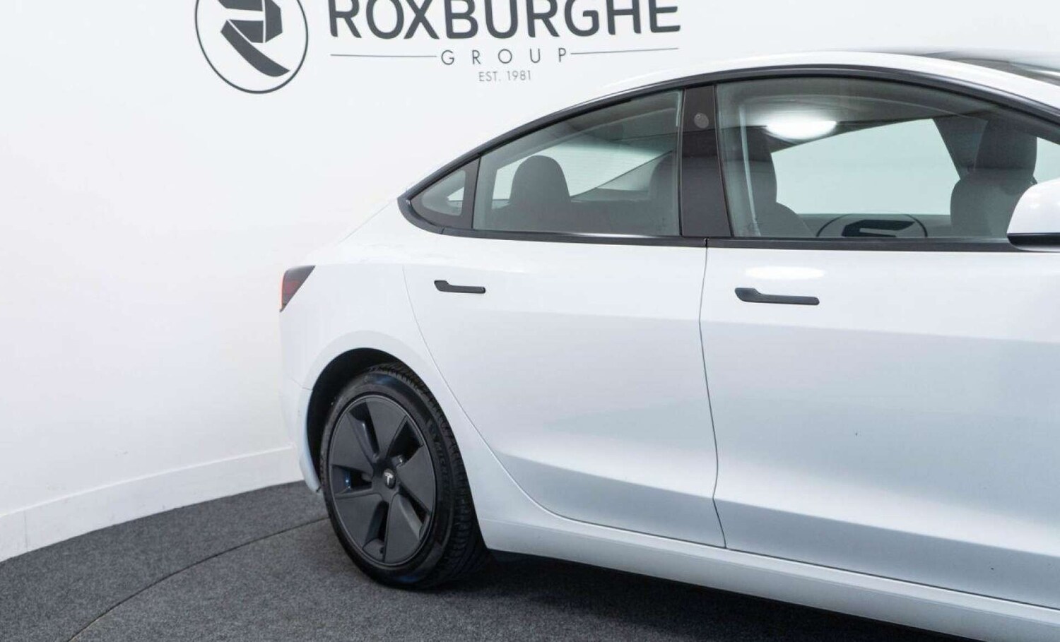 Used Tesla Model 3 2021 for sale - 77930621: Photo 14