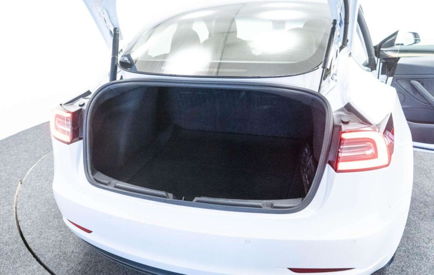 Used Tesla Model 3 2021 for sale - 77930621: Photo 33