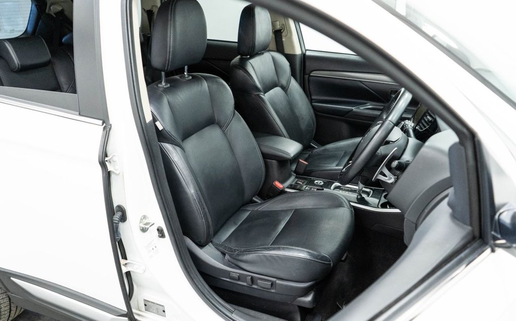 Used Mitsubishi Outlander 2020 for sale - 76395728: Photo 21