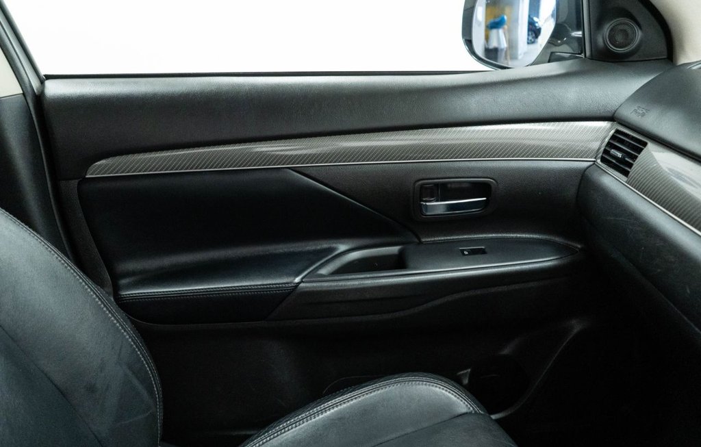 Used Mitsubishi Outlander 2020 for sale - 76395728: Photo 31