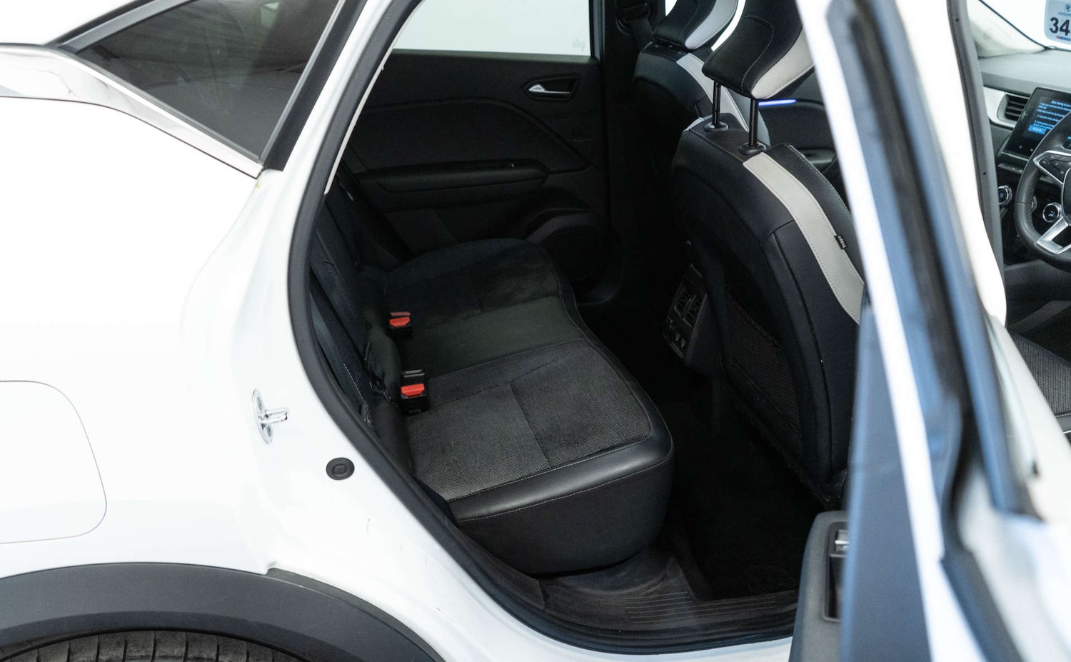 Used Renault Captur 2023 for sale - 78111288: Photo 32