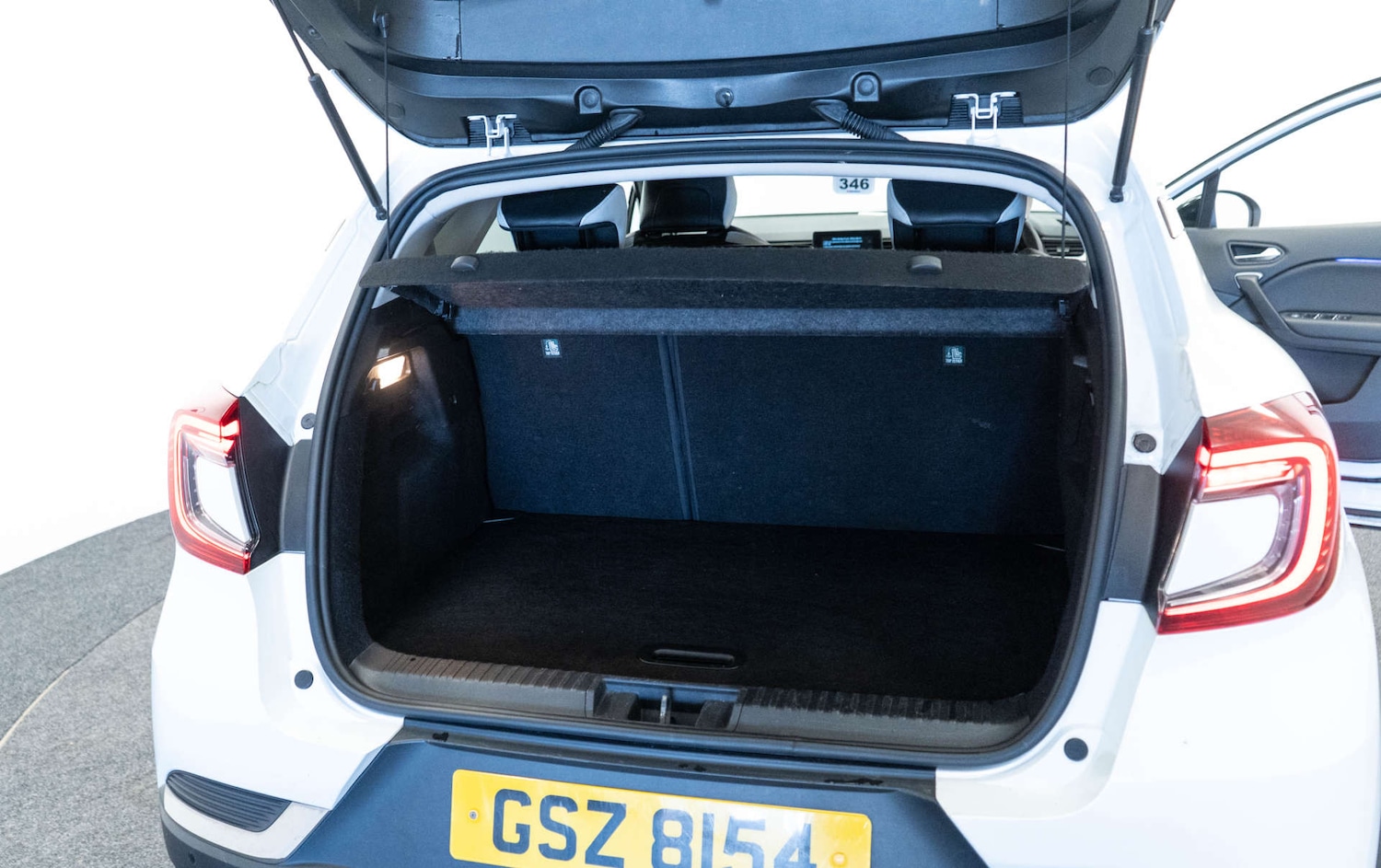 Used Renault Captur 2023 for sale - 78111288: Photo 34