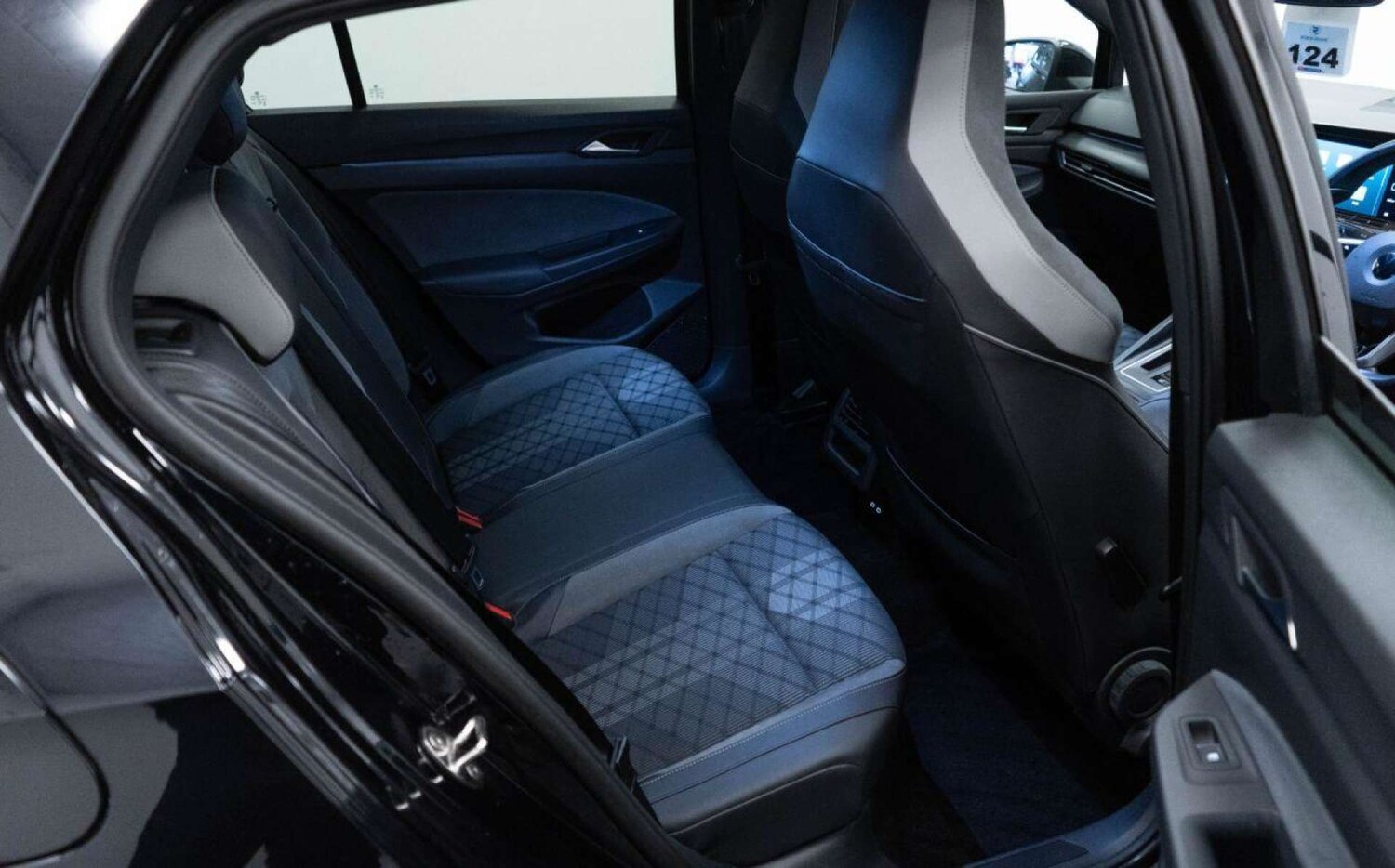 Used Volkswagen Golf 2020 for sale - 77930829: Photo 33