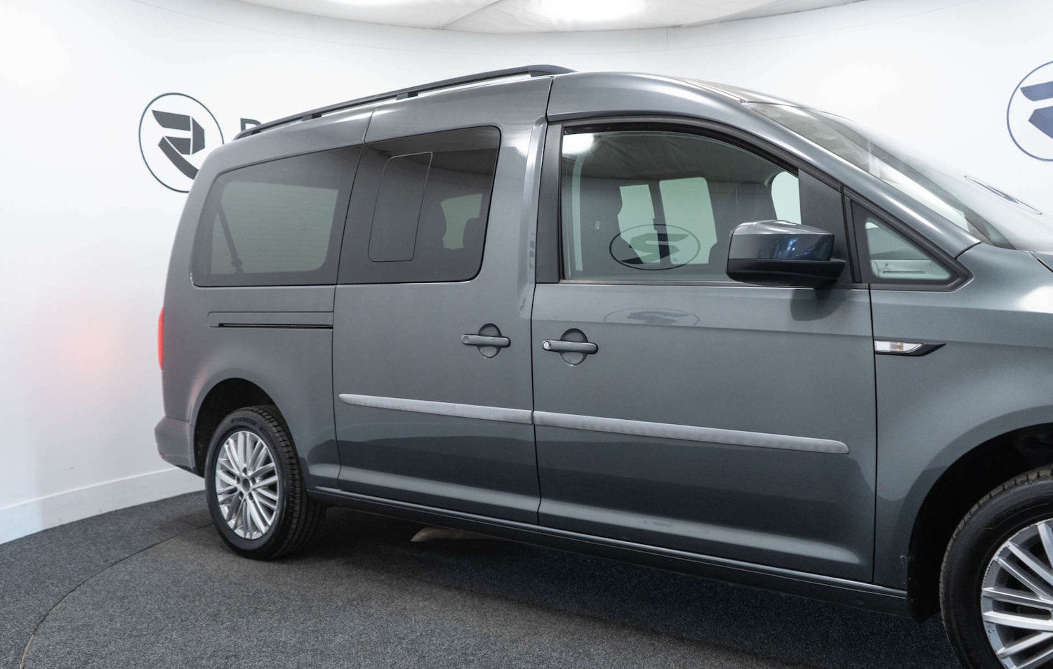 Used Volkswagen Caddy Maxi Life 2018 for sale - 78027795: Photo 14