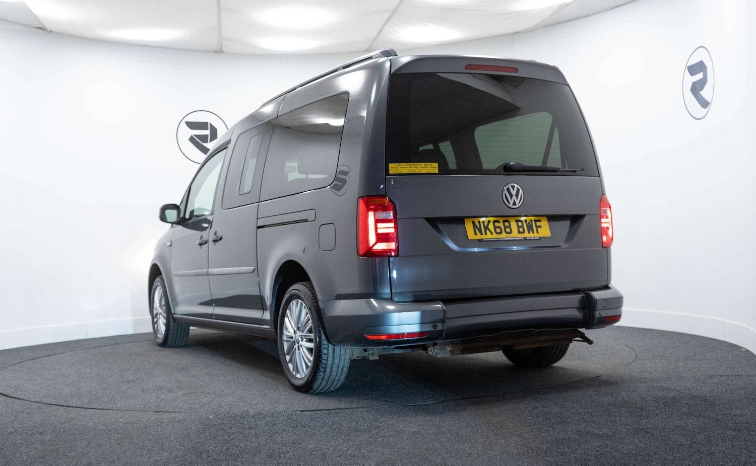 Used Volkswagen Caddy Maxi Life 2018 for sale - 78027795: Photo 5