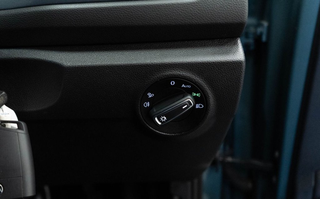 Used Volkswagen T-Roc 2022 for sale - 77525926: Photo 23