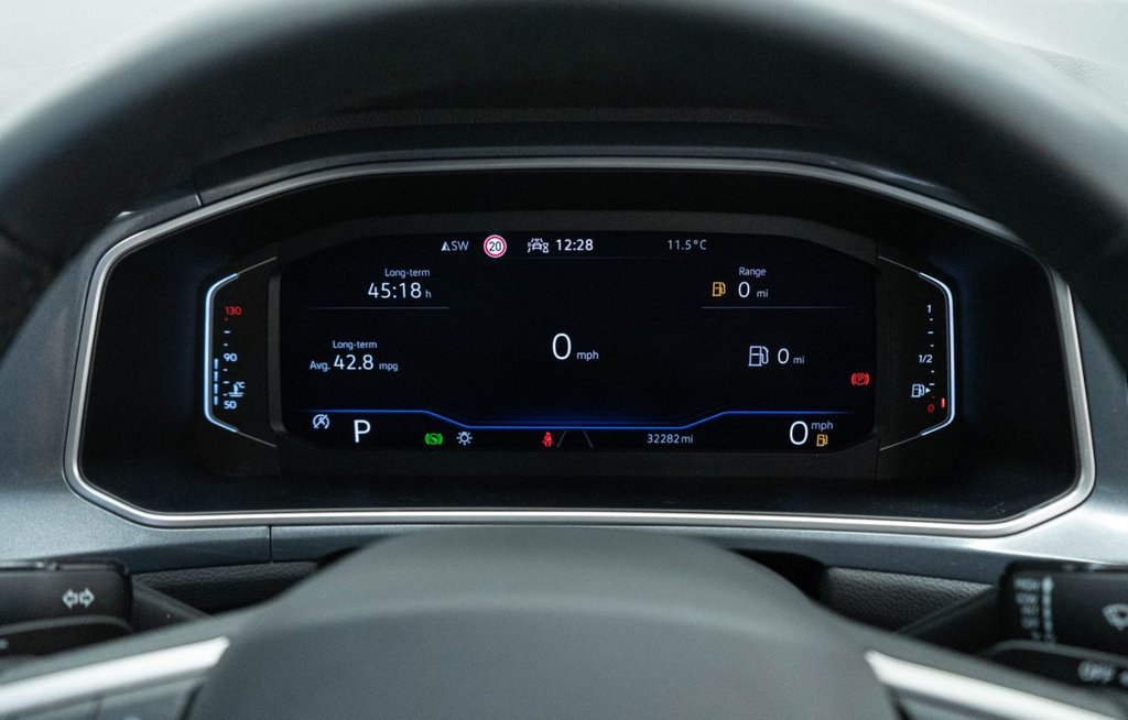 Used Volkswagen T-Roc 2022 for sale - 77525926: Photo 25