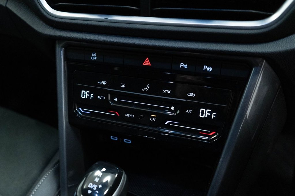 Used Volkswagen T-Roc 2022 for sale - 77525926: Photo 28