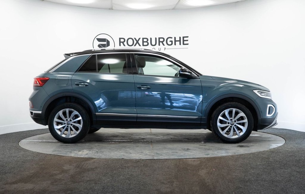 Used Volkswagen T-Roc 2022 for sale - 77525926: Photo 4