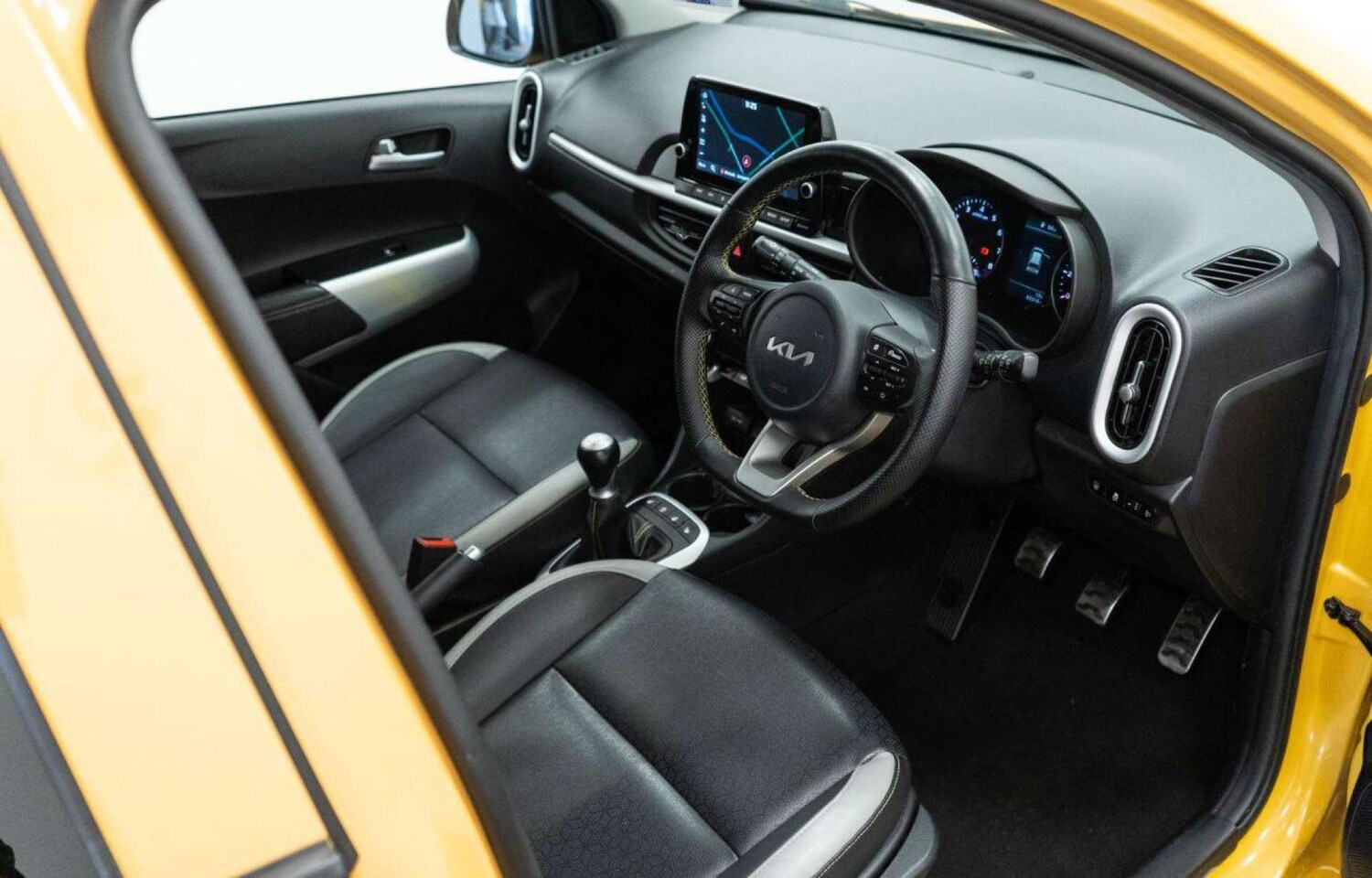 Used Kia Picanto 2023 for sale - 77930884: Photo 21