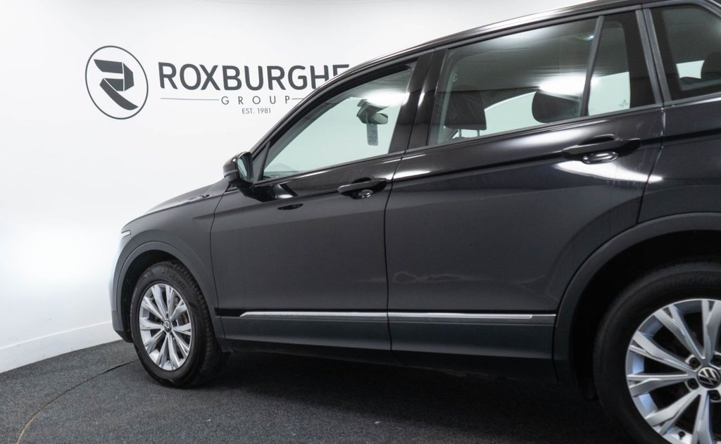 Used Volkswagen Tiguan 2021 for sale - 77642199: Photo 20