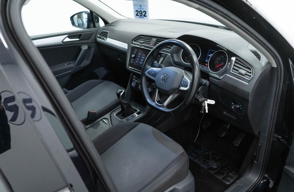 Used Volkswagen Tiguan 2021 for sale - 77642199: Photo 21