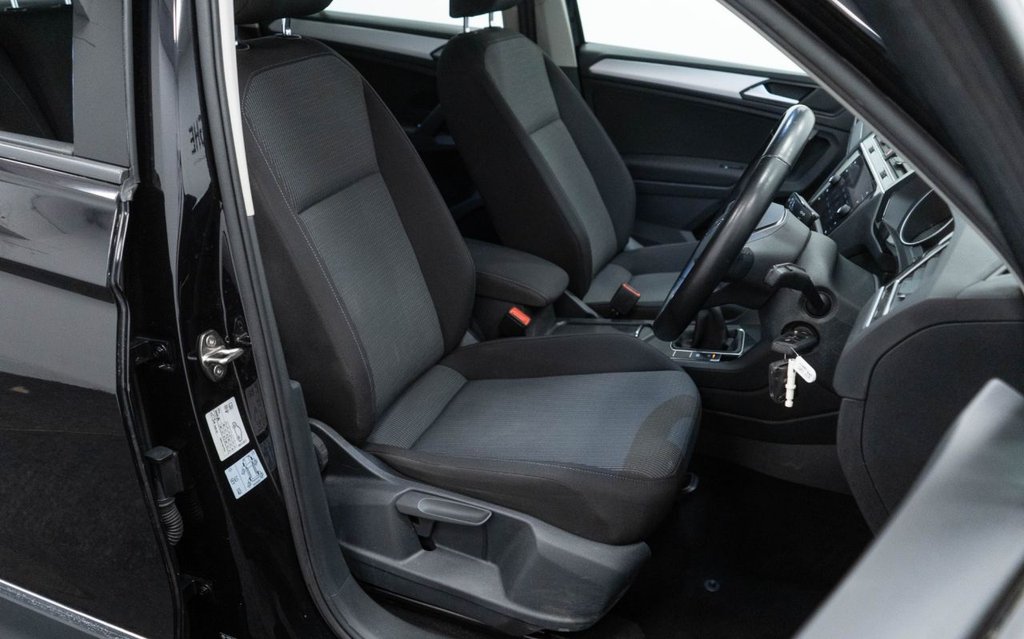 Used Volkswagen Tiguan 2021 for sale - 77642199: Photo 22