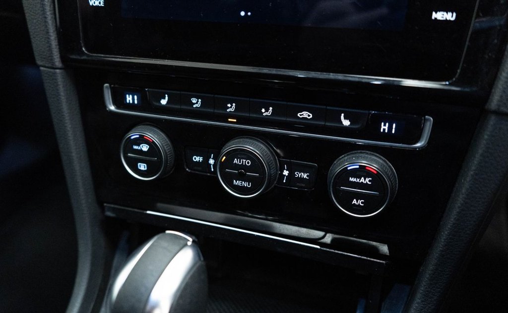 Used Volkswagen Golf 2019 for sale - 77276314: Photo 33