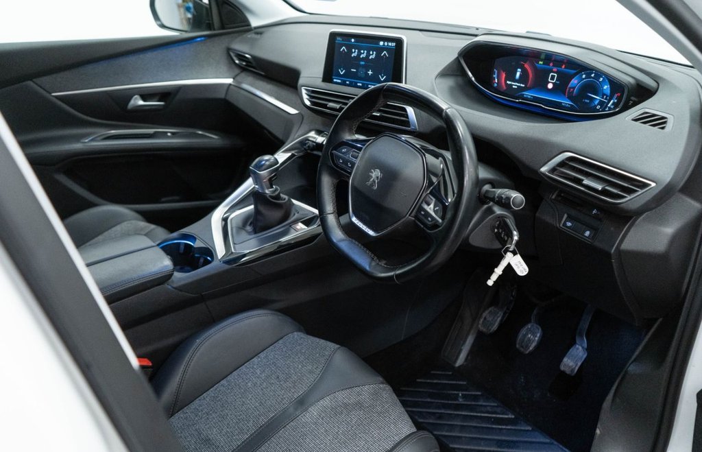 Used Peugeot 5008 2020 for sale - 77014421: Photo 21